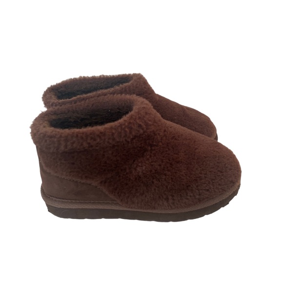GAP Girl’s Brown Ultra Mini Cozy Boots  Size: 12 - Picture 2 of 9